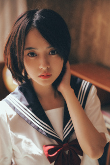 楼上的女邻居在线观看